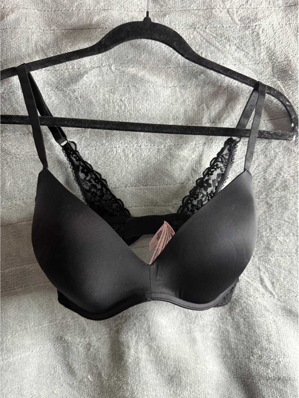 Victoria’s Secret Lightly Lined Demi Bra 34D Black Lace NWOT